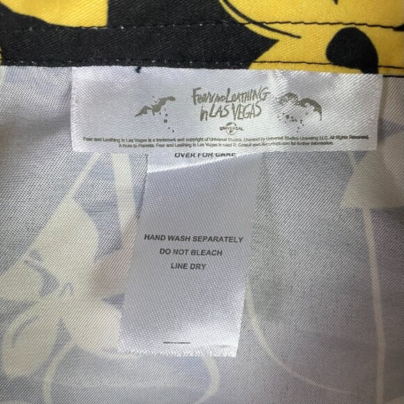 Fear And Loathing In Las Vegas Shirt Men's XL Button Down Hawaiian Tropical - Picture 5 of 9